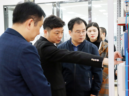 中共彭泽县委副书记郭宇一行领导莅临中燕